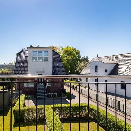 2 Seasons, Fantastic Four *