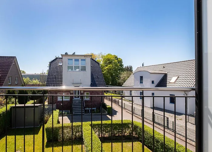 2 Seasons, Fantastic Four *